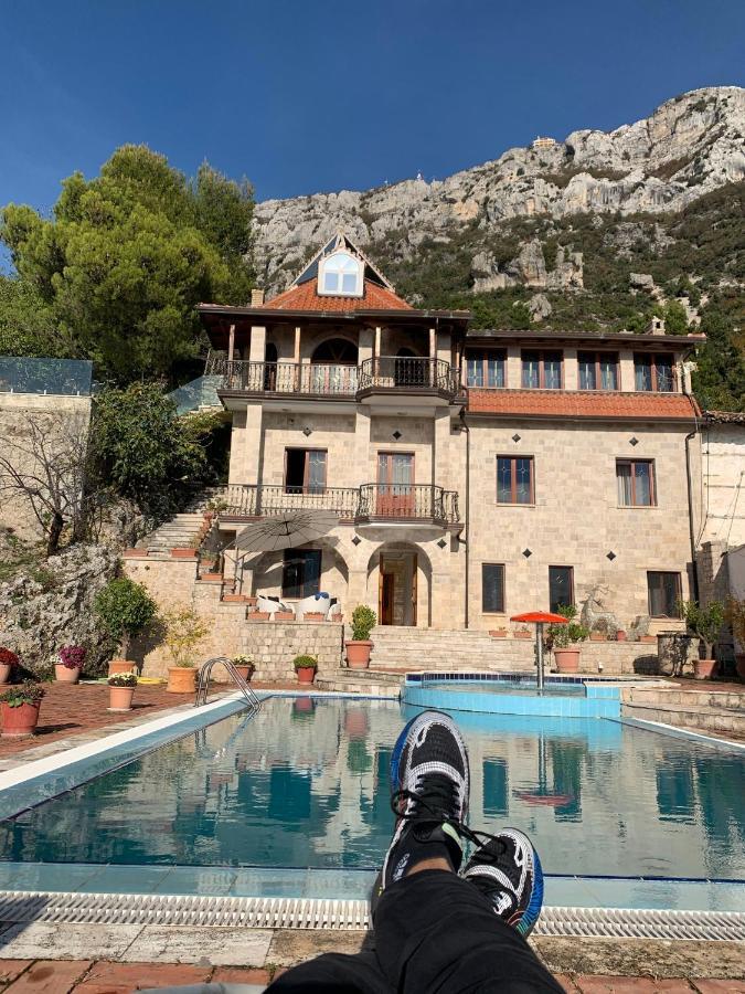 Villa Celaj “The Castle” Kruja Kültér fotó
